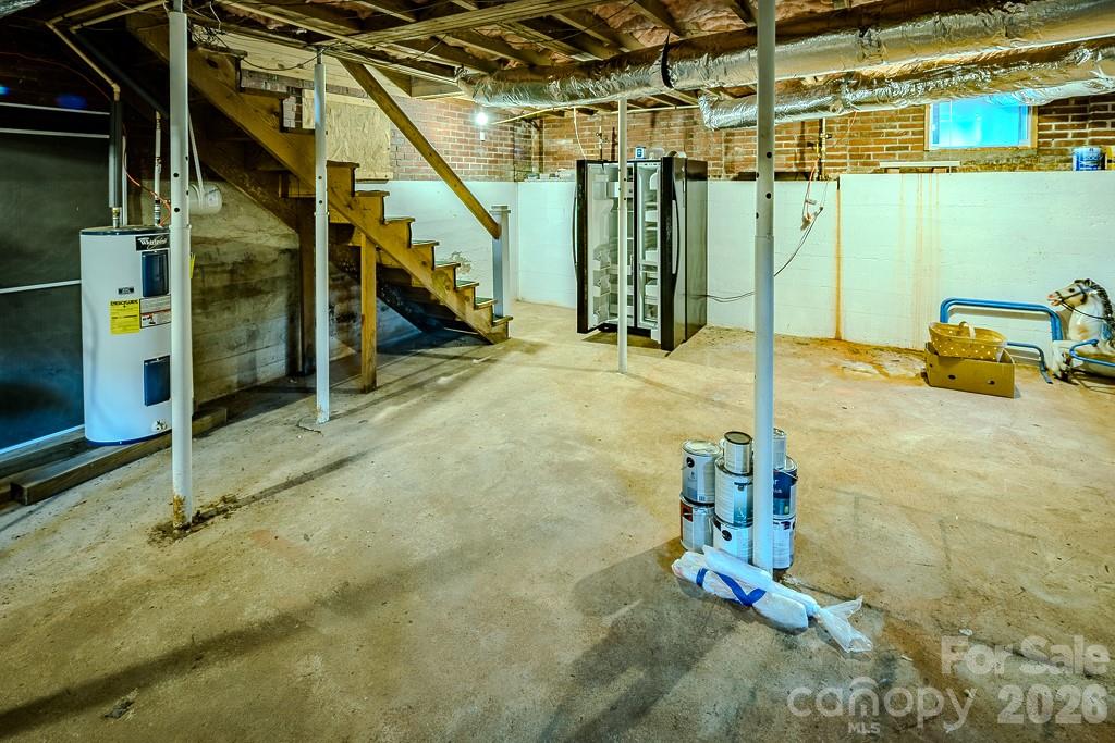 803 1st Avenue North Conover, NC 28613 - Photo 34 of 37