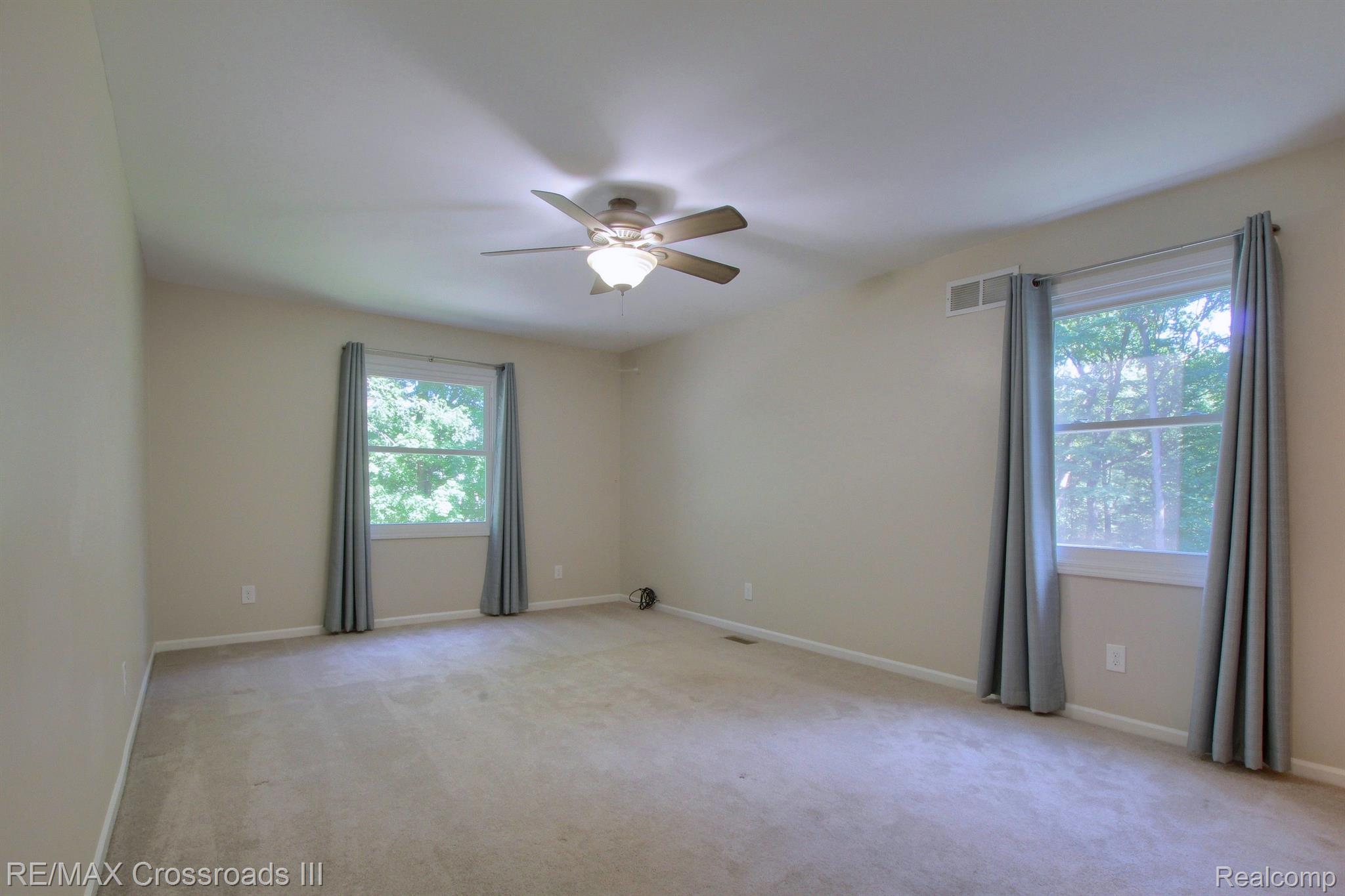 42456 Willis Road Belleville, MI 48111 - Photo 19 of 35 Gallery Image 19