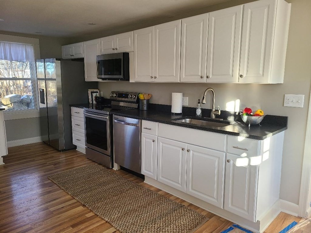242 Petersham Road Athol, MA 01331 - Photo 5 of 42