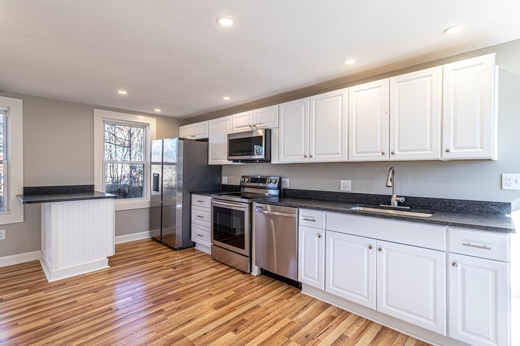 242 Petersham Road Athol, MA 01331 - Photo 10 of 42