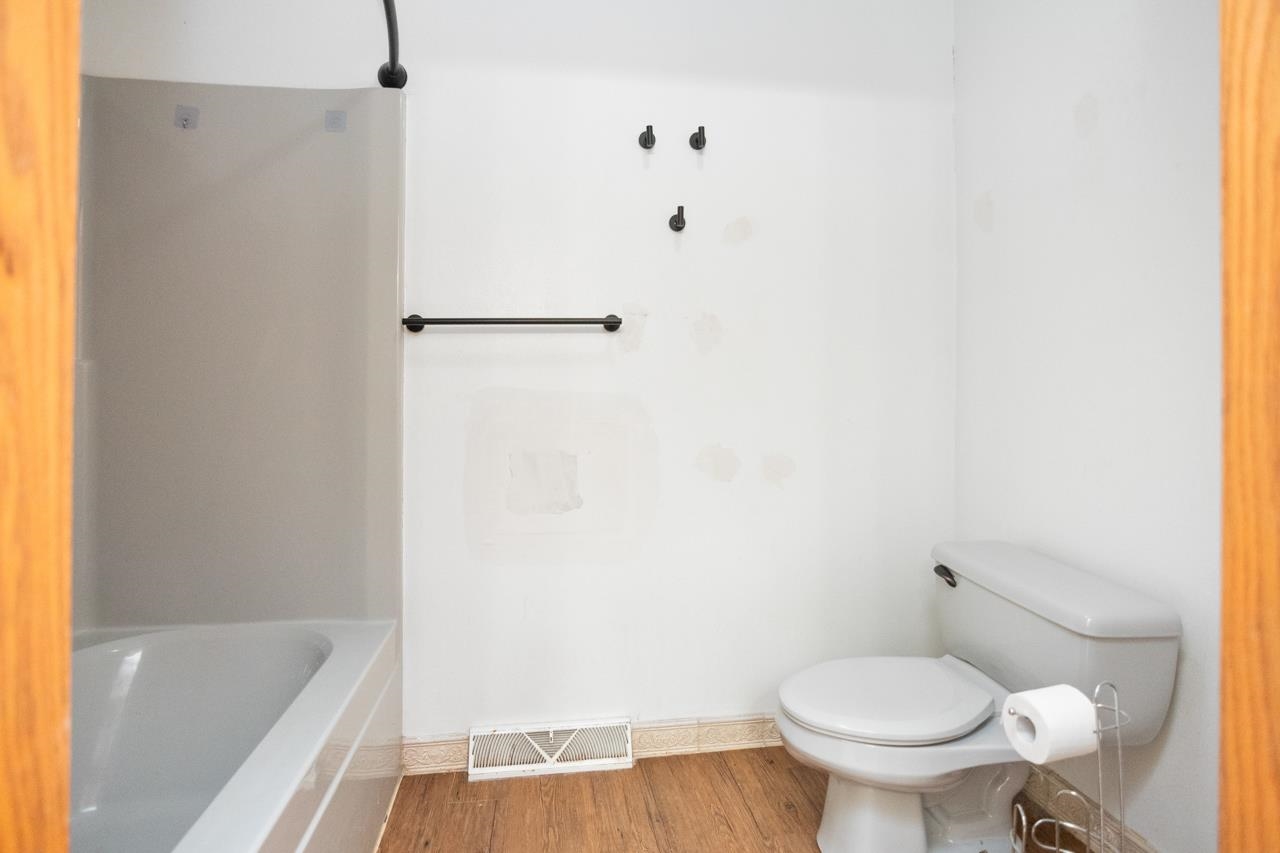 124 South Custer Street Brillion, WI 54110 - Photo 23 of 40