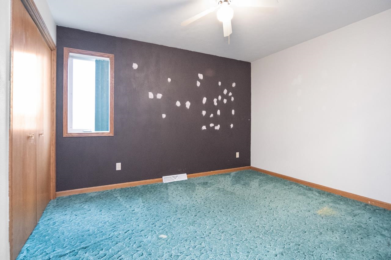 124 South Custer Street Brillion, WI 54110 - Photo 24 of 40