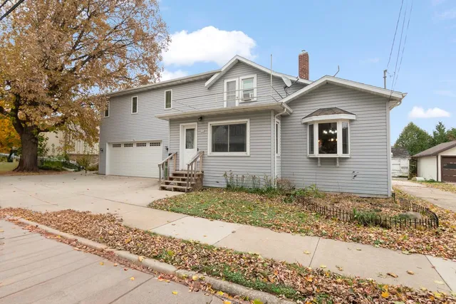 $215,000 | 124 South Custer Street, Brillion, WI 54110
