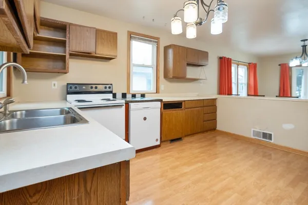 $209,000 | 124 South Custer Street, Brillion, WI 54110