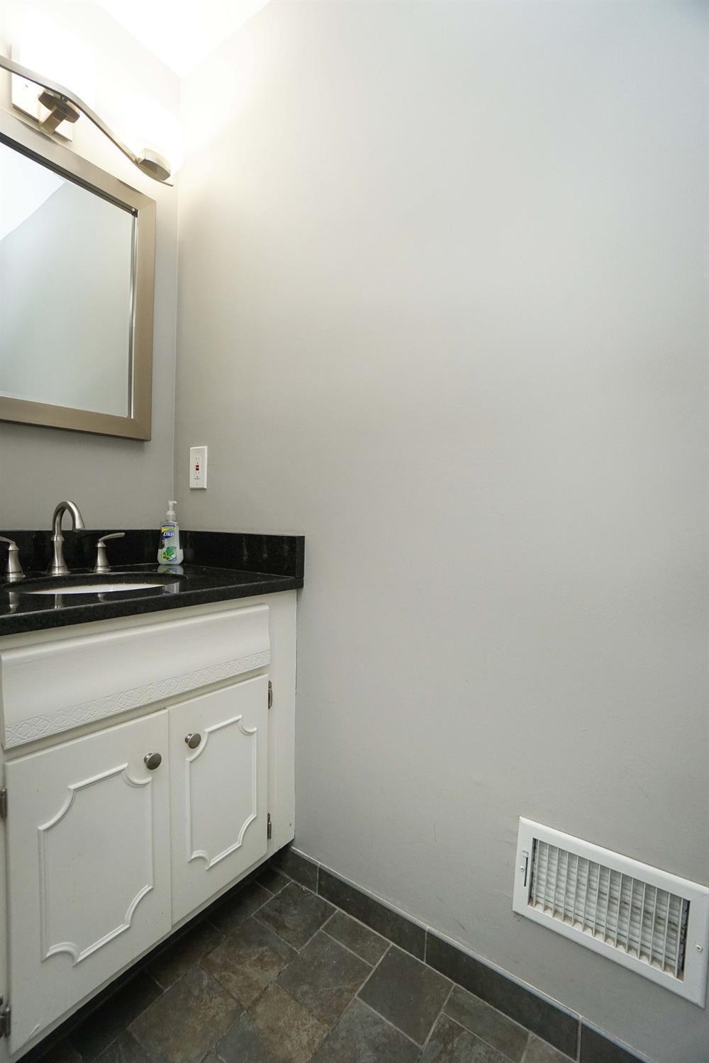 5656 Haubner Road Cincinnati, OH 45247 - Photo 19 of 37