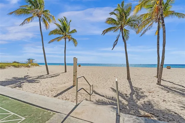 $260,000 | 1701 South Ocean Drive, Unit 105, Hollywood, FL 33019