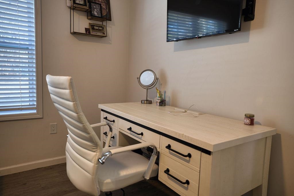 80 White Lake Road Tamworth, NH 03817 - Photo 13 of 30