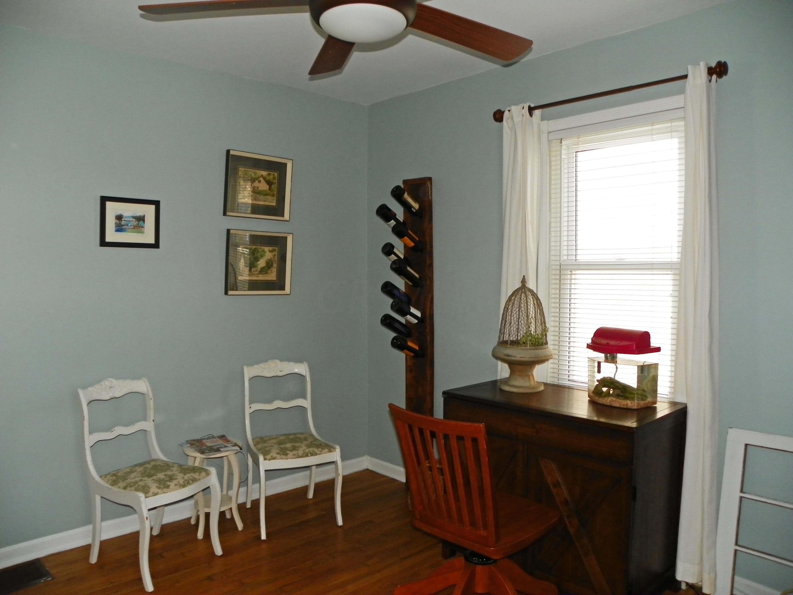 2292 Swansea Road Columbus, OH 43221 - Photo 12 of 26