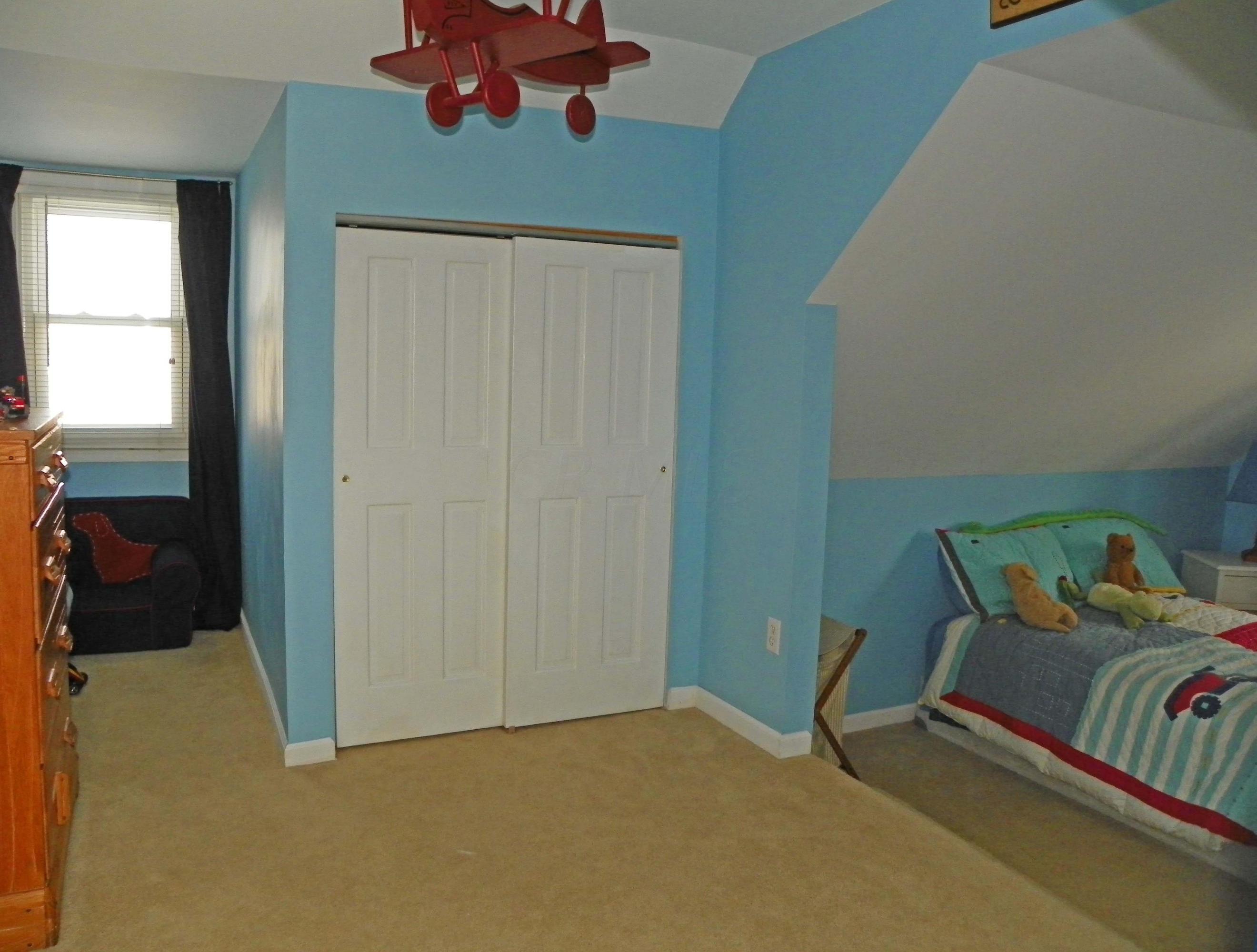 2292 Swansea Road Columbus, OH 43221 - Photo 18 of 26