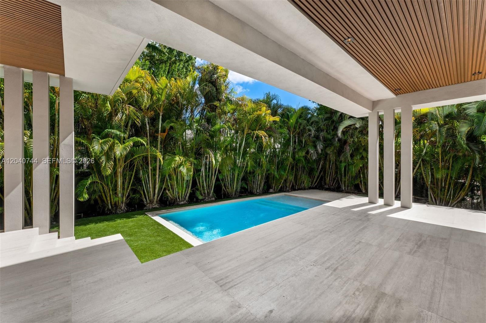 165 Hampton Lane Key Biscayne, FL 33149 - Photo 11 of 50