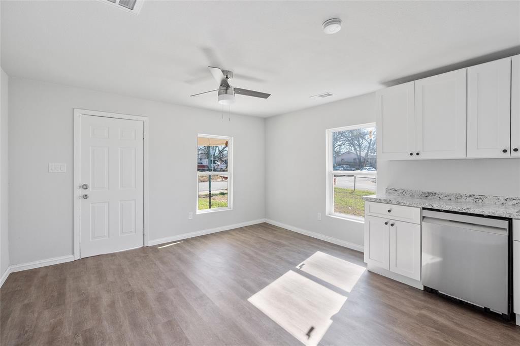 1434 South Rusk Street, Unit B Sherman, TX 75090 - Photo 3 of 4