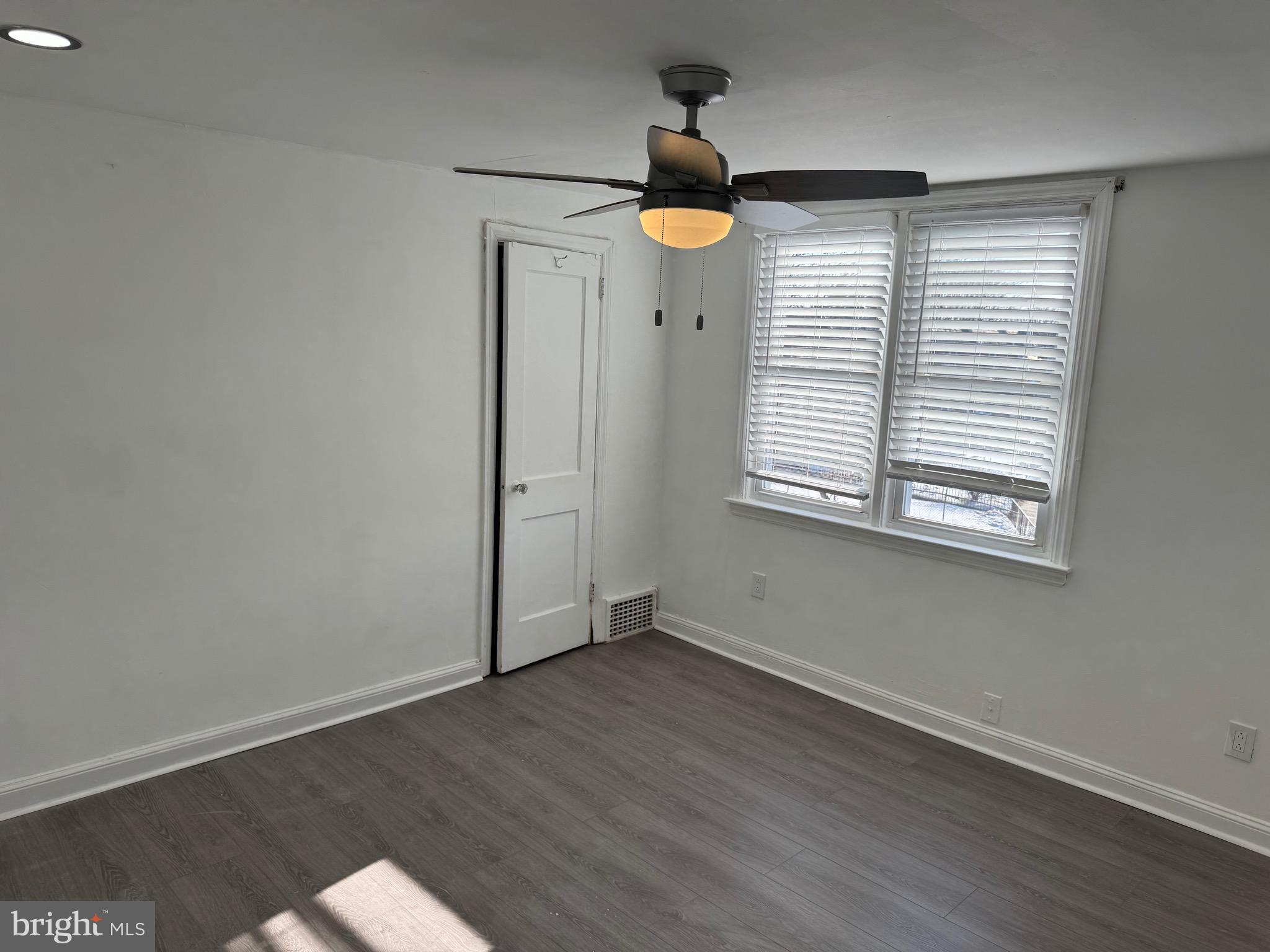 1203 Edgehill Road Darby, PA 19023 - Photo 12 of 24