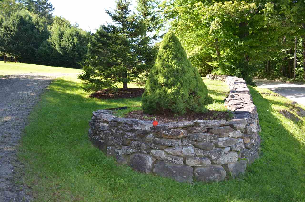 1051 Bixby Road Ludlow, VT 05149 - Photo 4 of 33