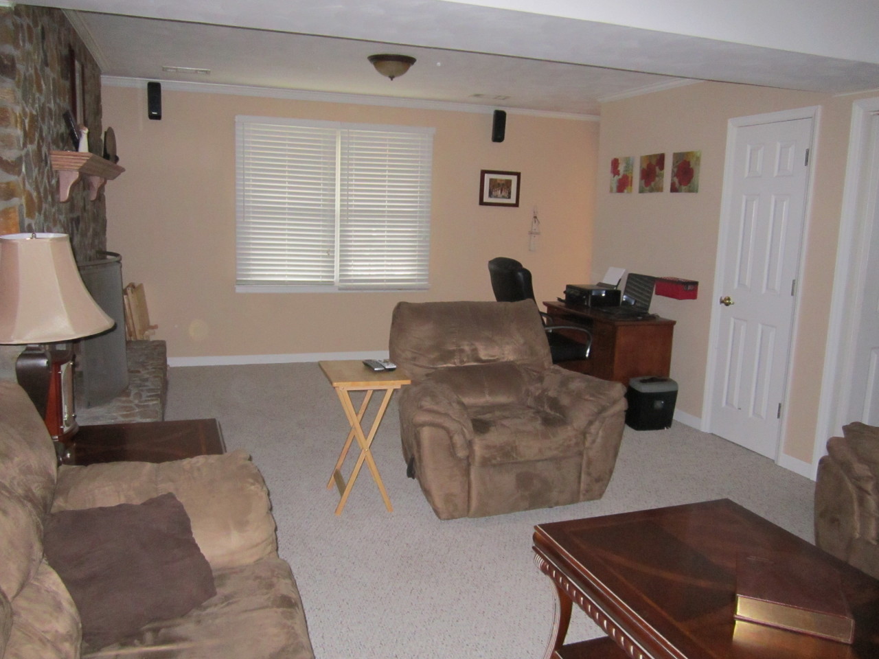 1138 Mountain Pass Road Blue Ridge, VA 24064 - Photo 25 of 46 family room