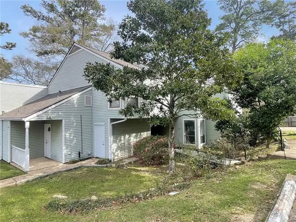 $217,500 | 18 Jacqueline Court, Mandeville, LA 70471