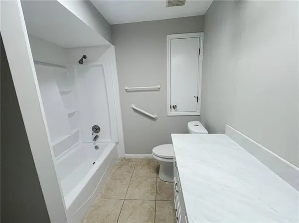 $217,500 | 18 Jacqueline Court, Mandeville, LA 70471