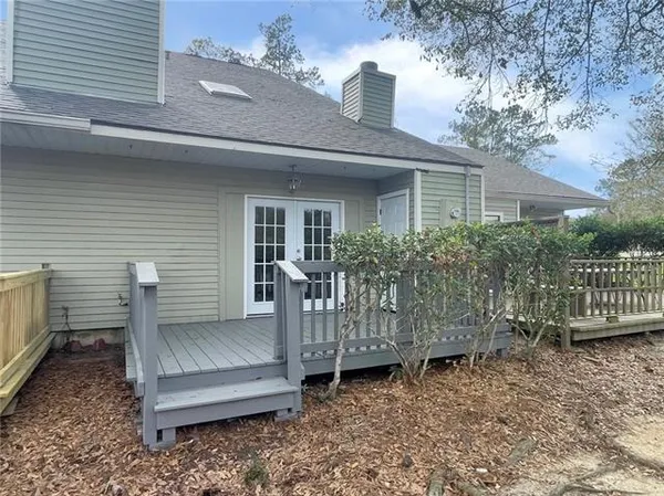 $217,500 | 18 Jacqueline Court, Mandeville, LA 70471