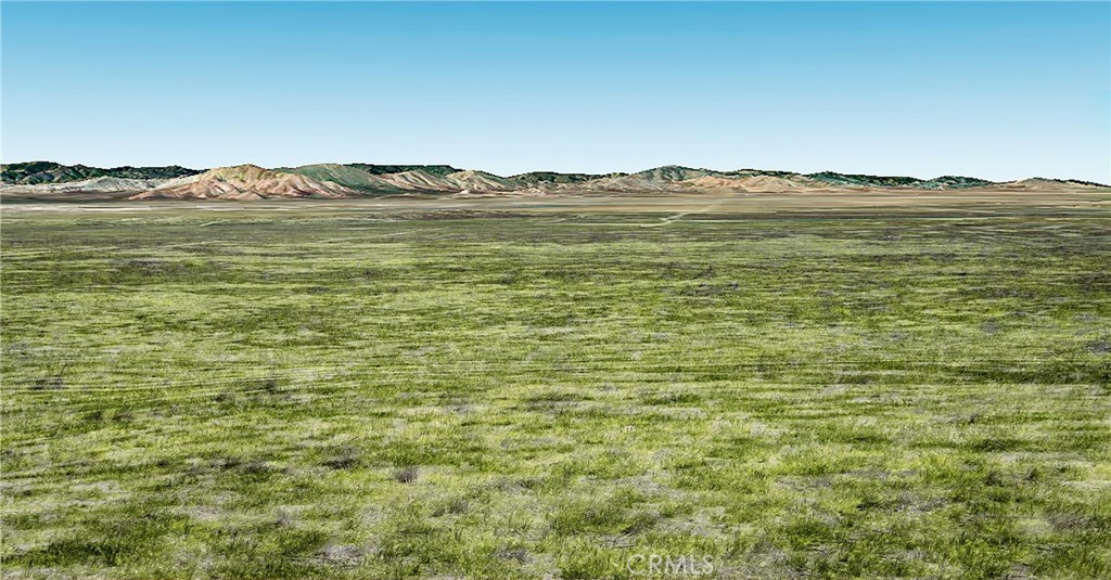 14040 Antler (aka Antelope) Road Santa Margarita, CA 93453 - Photo 2 of 4 a view of an ocean