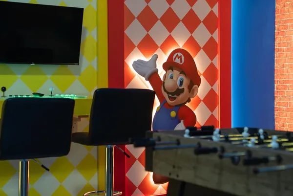 a view of a hallway with closet