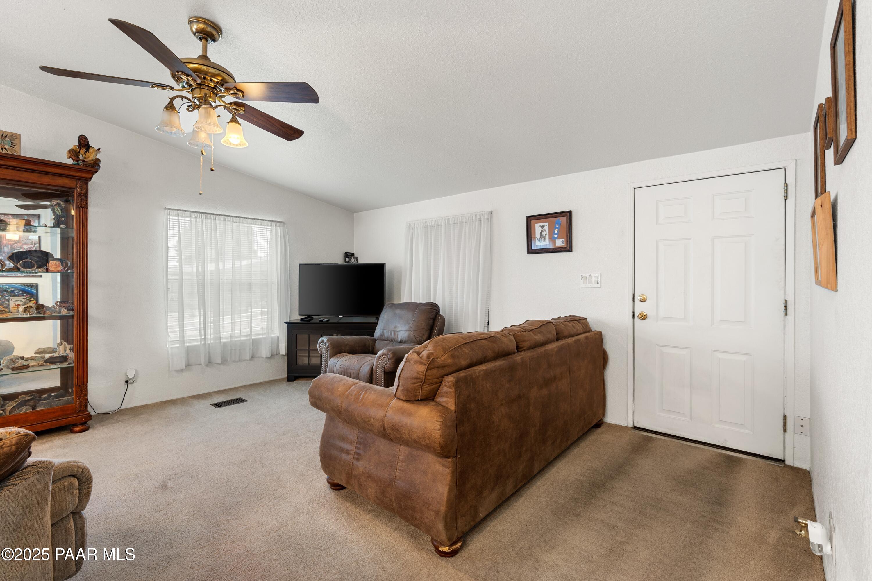 12200 East Obsidian Loop Road Prescott Valley, AZ 86327 - Photo 11 of 23 011_Entrance to Living Room