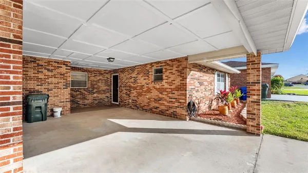 $2,100 | 553 Villa Vista Boulevard, Lakeland, FL 33813