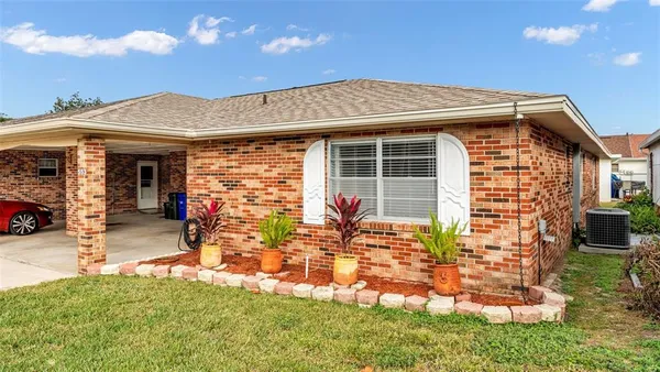 $2,100 | 553 Villa Vista Boulevard, Lakeland, FL 33813