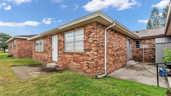 $2,100 | 553 Villa Vista Boulevard, Lakeland, FL 33813