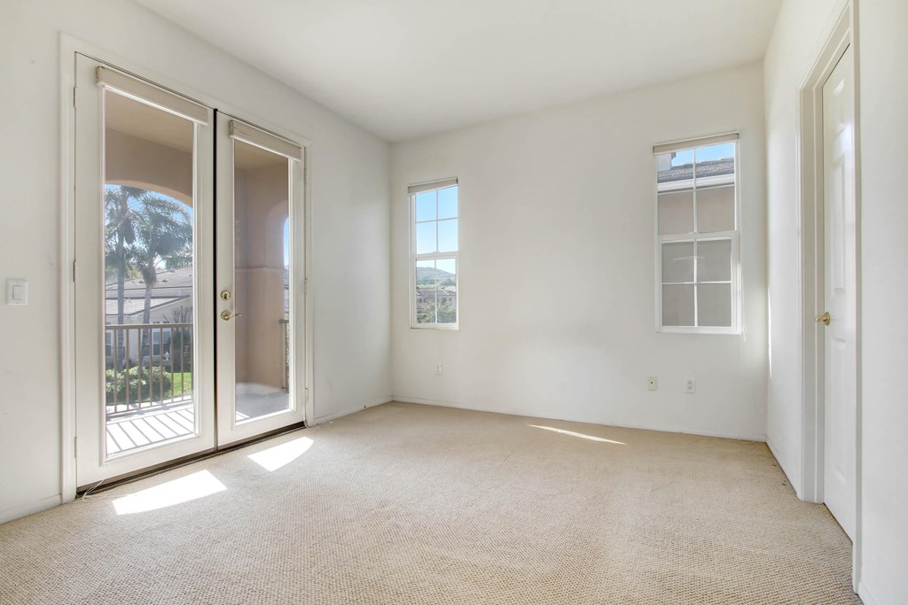 149 Laurel Ridge Drive Simi Valley, CA 93065 - Photo 18 of 28 b room up new