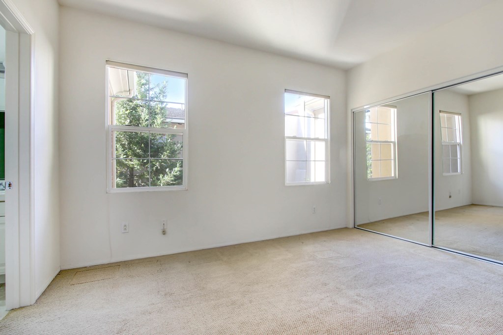 149 Laurel Ridge Drive Simi Valley, CA 93065 - Photo 20 of 28 bedrm up J and J new