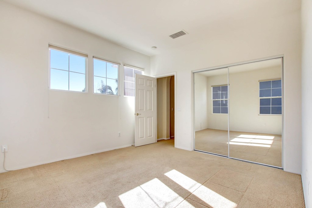 149 Laurel Ridge Drive Simi Valley, CA 93065 - Photo 21 of 28 bedroom up new