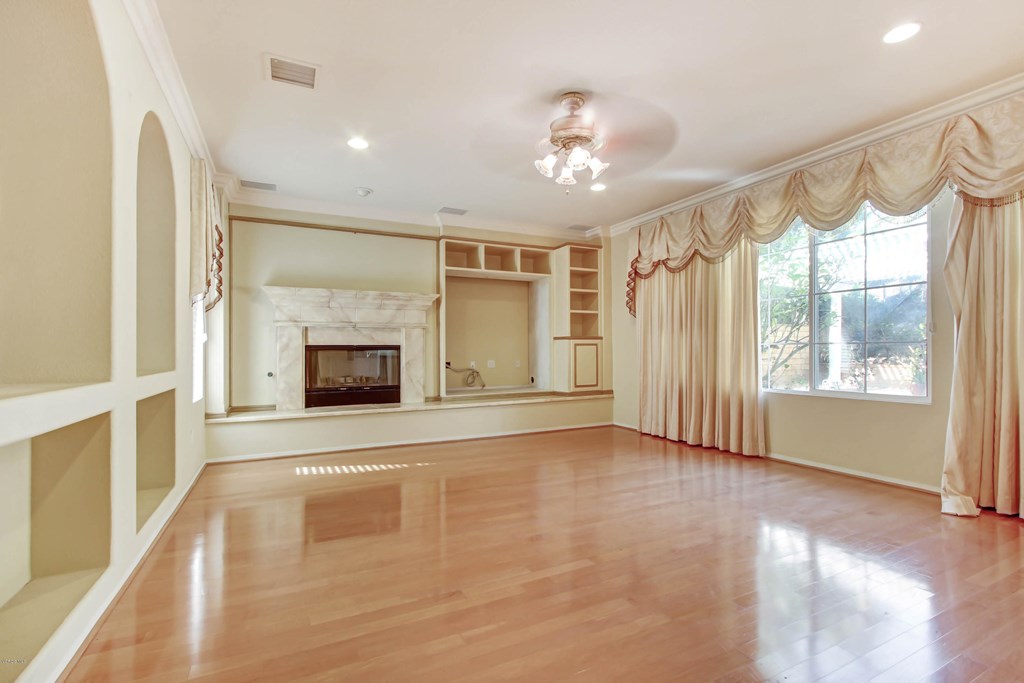 149 Laurel Ridge Drive Simi Valley, CA 93065 - Photo 5 of 28 family room new