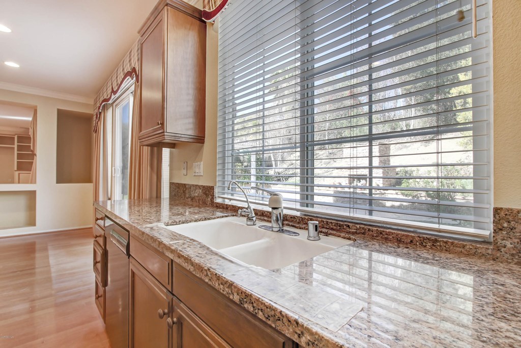 149 Laurel Ridge Drive Simi Valley, CA 93065 - Photo 8 of 28 kitchen alt 2 new