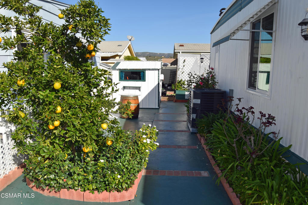 195 Tierra Rejada Road, Unit 197 Simi Valley, CA 93065 - Photo 17 of 28