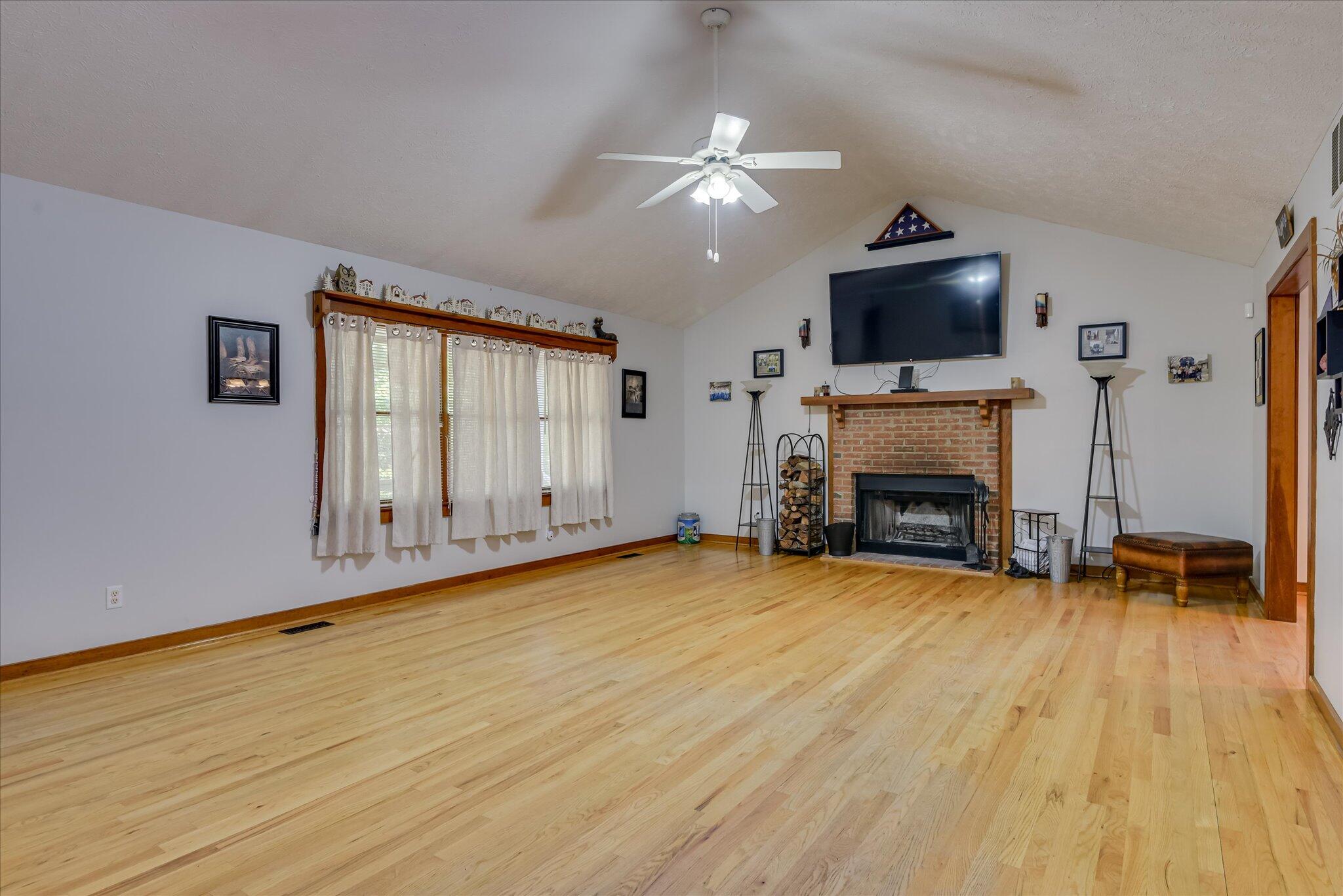 370 Cedar Branch Road Windsor, SC 29856 - Photo 8 of 37