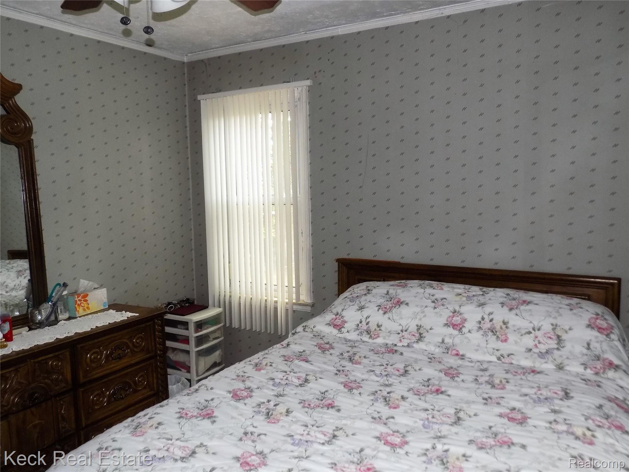 13144 Pardee Road Taylor, MI 48180 - Photo 27 of 41 DSCN1839.JPG
