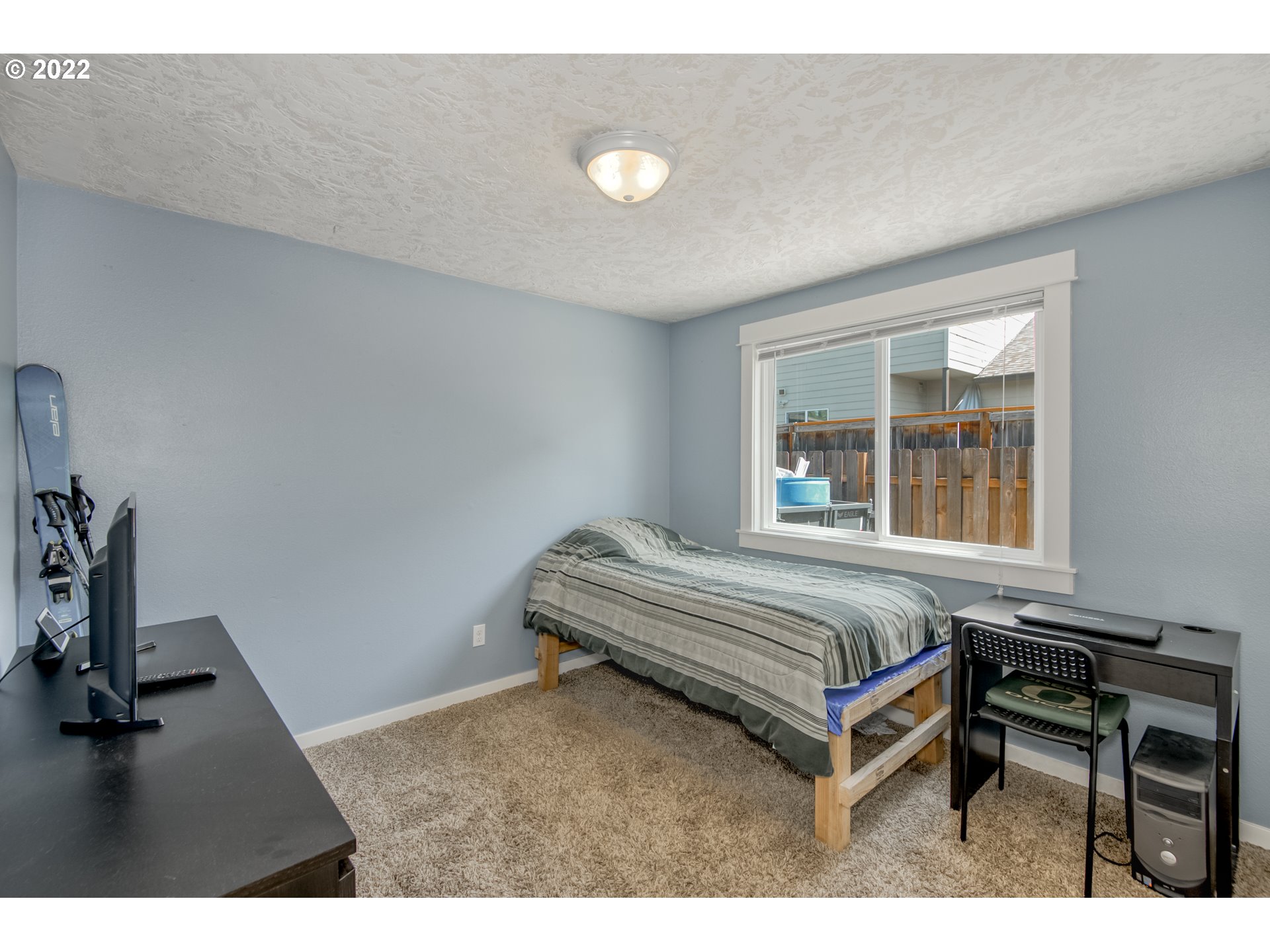 4520 Southeast Welch Road Gresham, OR 97080 - Photo 18 of 32 Bedroom