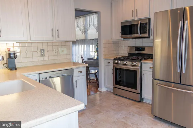 $439,000 | 43 Chickadee Way, Hamilton, NJ 08690