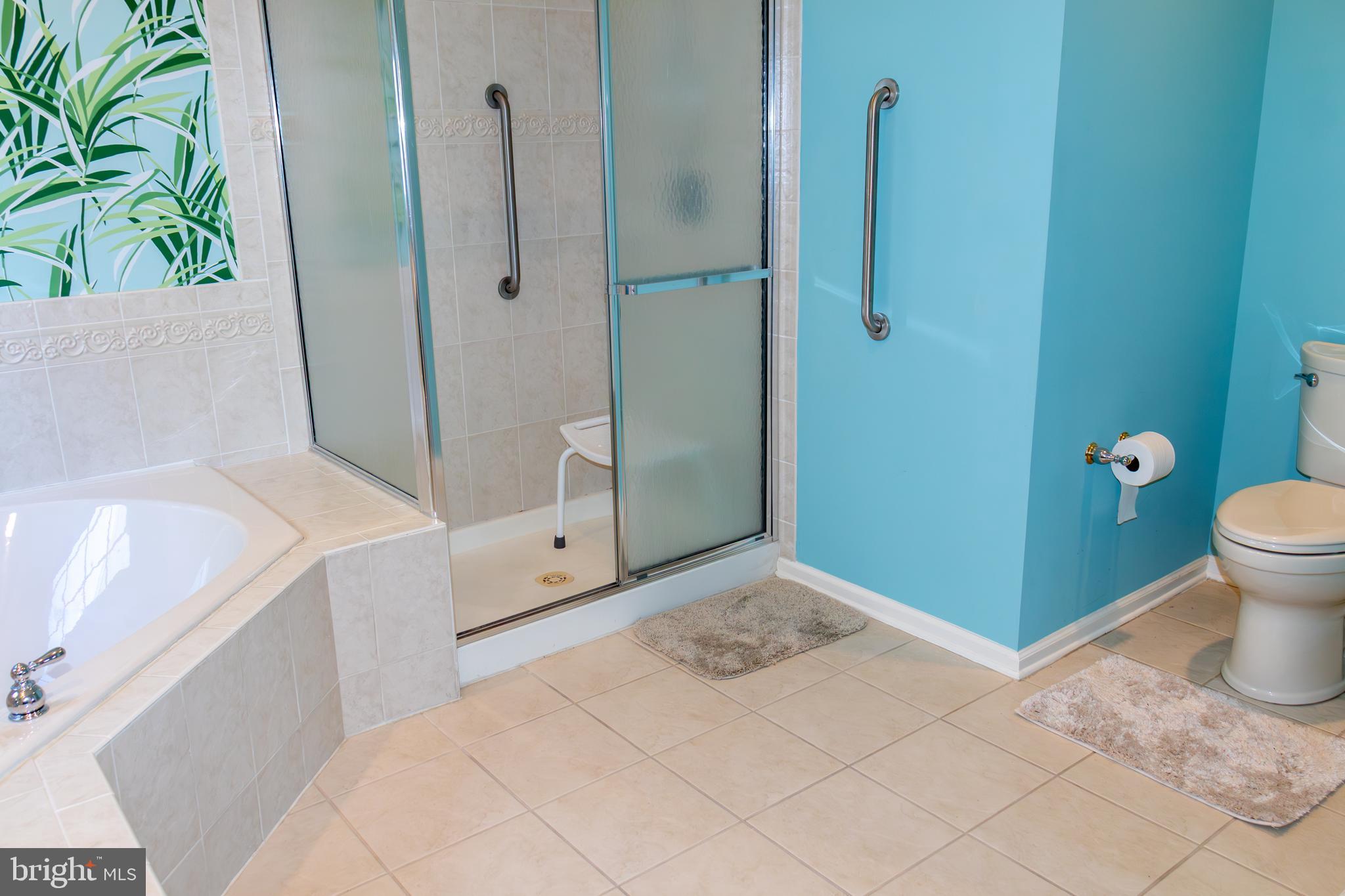 43 Chickadee Way Hamilton, NJ 08690 - Photo 25 of 36 a bathroom with a sink and a shower