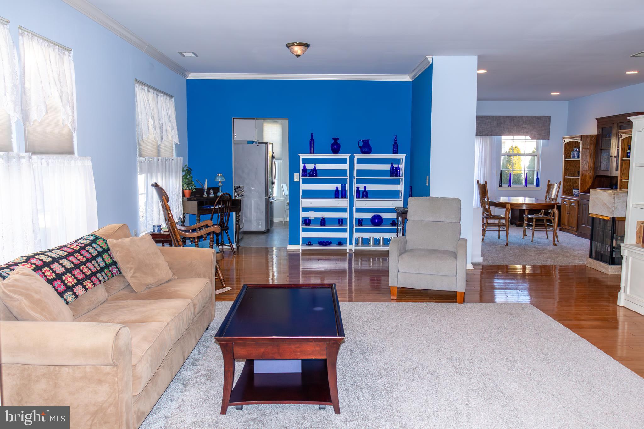43 Chickadee Way Hamilton, NJ 08690 - Photo 36 of 36 a living room with furniture and a couch