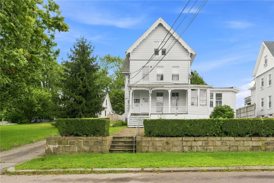 18 Spring Street Westerly, RI 02891 - Photo 1 of 48 Gallery Image 1