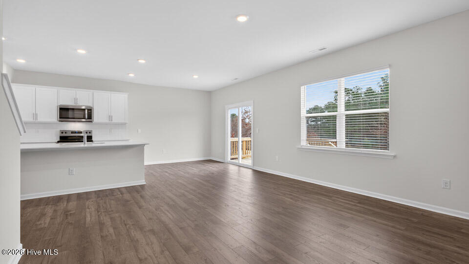 143 Charlies Bnd Way Spring Lake, NC 28390 - Photo 12 of 34 Living Room