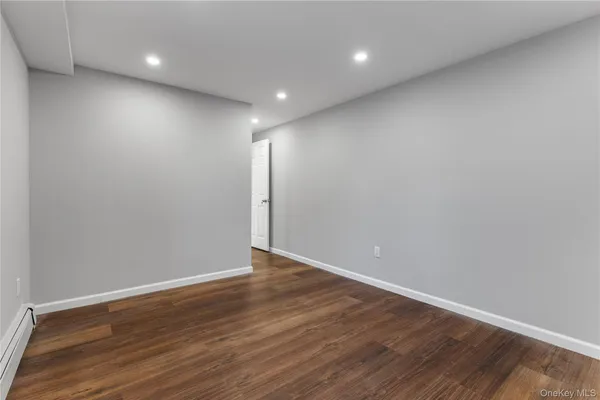 $4,000 | 840 East Broadway, Unit LOWR, Long Beach, NY 11561