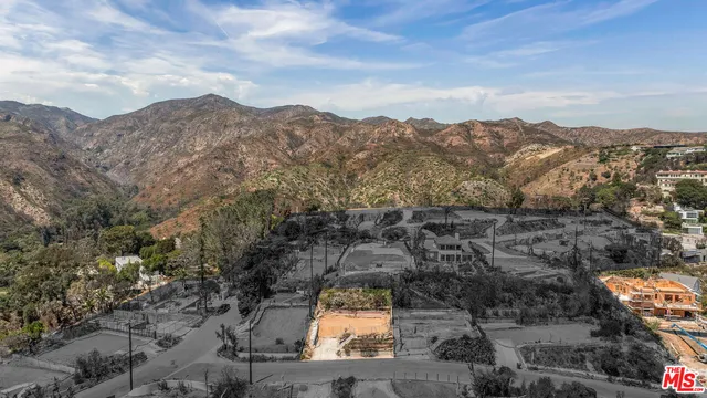 $1,298,000 | 15309 Mc Kendree Avenue, Pacific Palisades, CA 90272