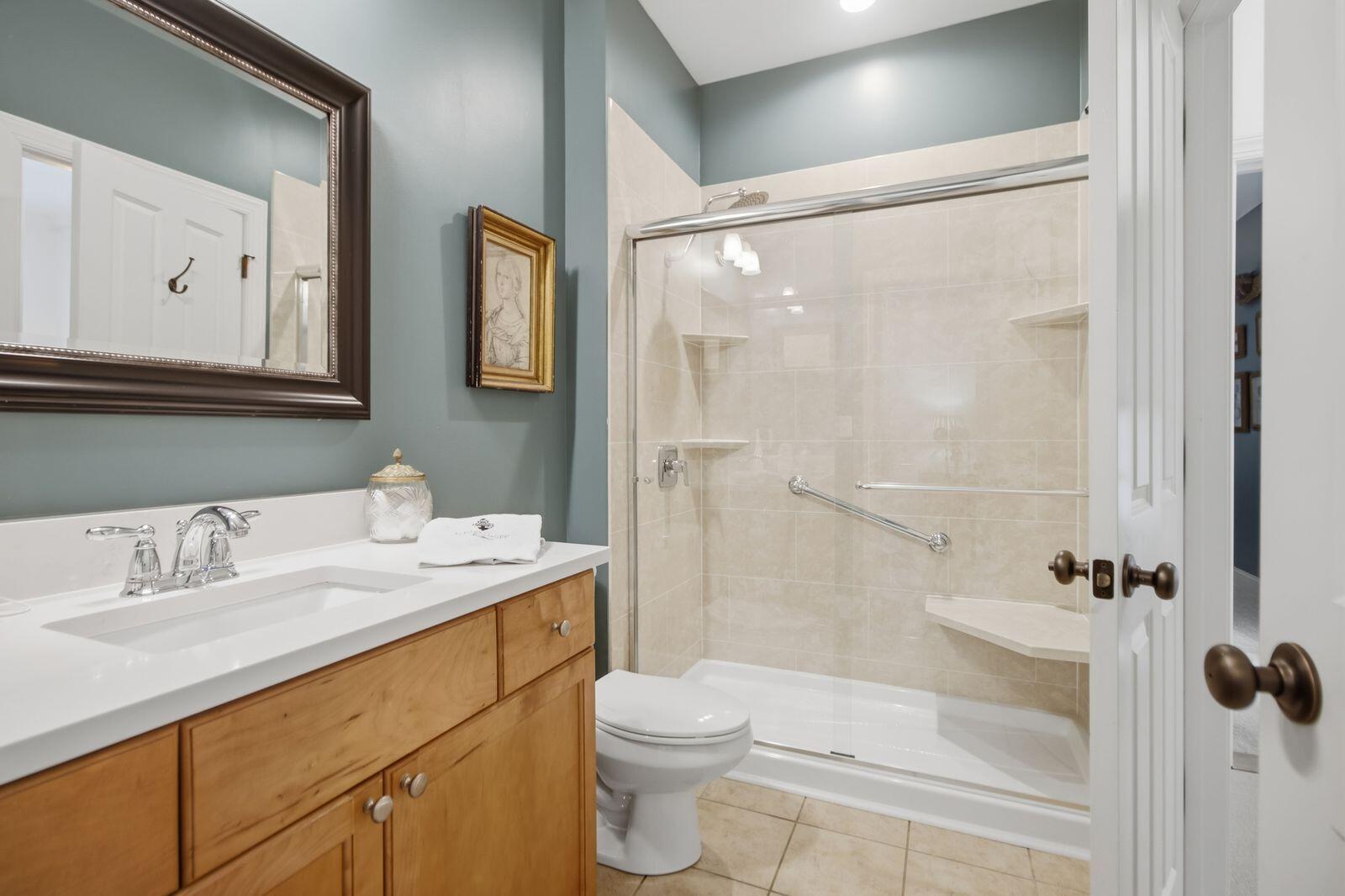 1641 Ware Bottom Lane Mount Pleasant, SC 29464 - Photo 20 of 29 1641 Upstairs Bath