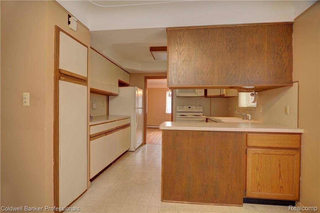 796 Wilwood Road Rochester, MI 48309 - Photo 25 of 36 2018 796 Wilwood RH 4670_2_4_N.jpg