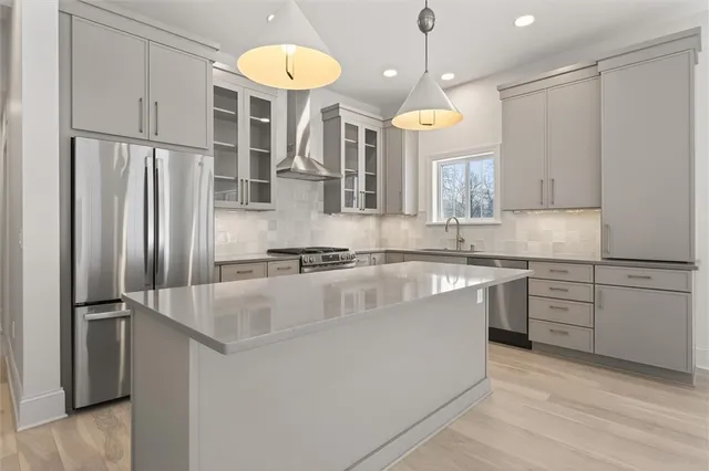 $550,000 | 640 Jefferson Avenue, Unit H2, Perinton, NY 14450