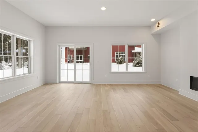 $550,000 | 640 Jefferson Avenue, Unit H2, Perinton, NY 14450