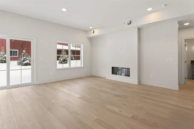 $550,000 | 640 Jefferson Avenue, Unit H2, Perinton, NY 14450