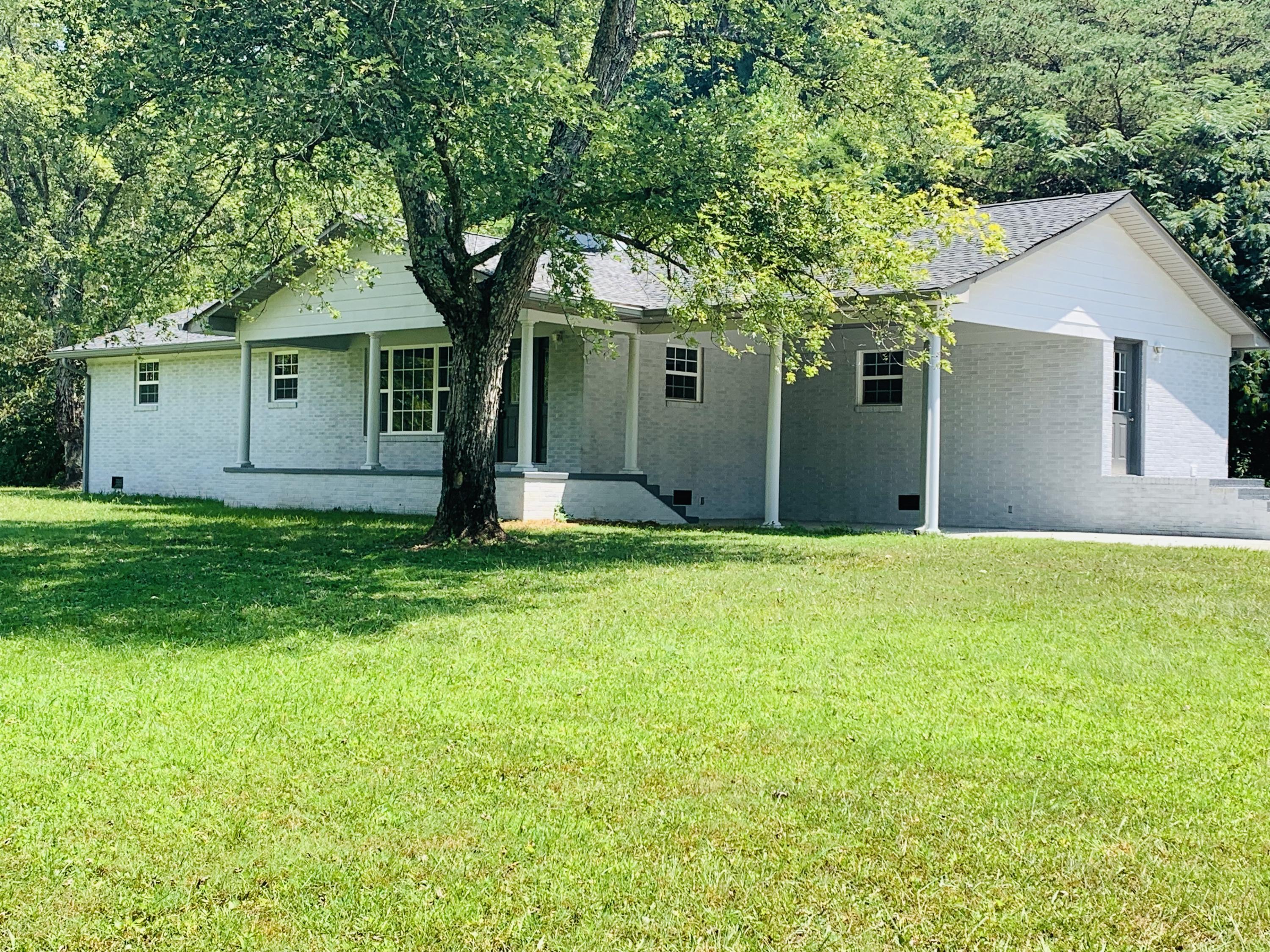 2414 Dutch Valley Road Clinton, TN 37716 - Photo 1 of 26 DC033D7B-B128-4EE2-ADB3-1CCA0E9359C8