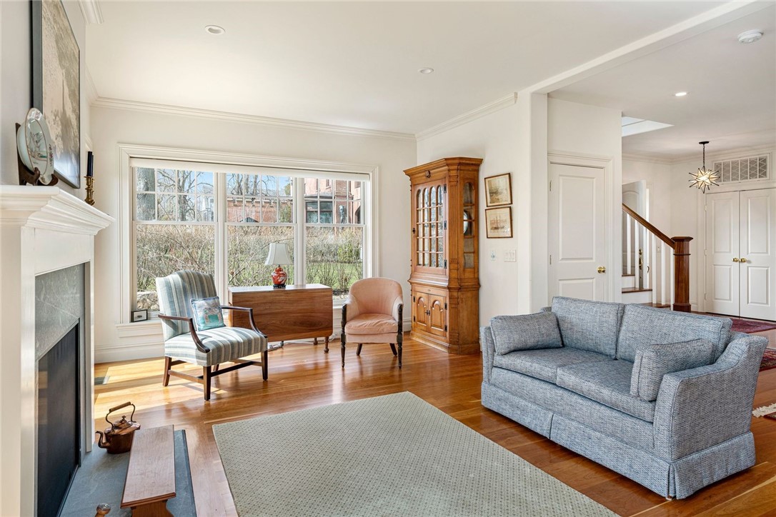 29 Prairie Avenue, Unit 9 Newport, RI 02840 - Photo 14 of 49